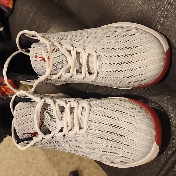 Jordan BFly White Size 12 - Picture 7 of 8